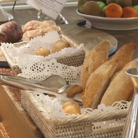 Ciutat De Hotel 4*