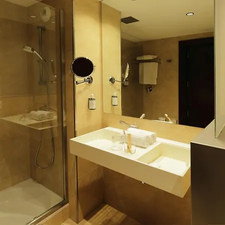 Ciutat De Χιρόνα