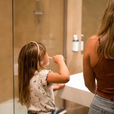 Ciutat De Ξενοδοχείο 4*