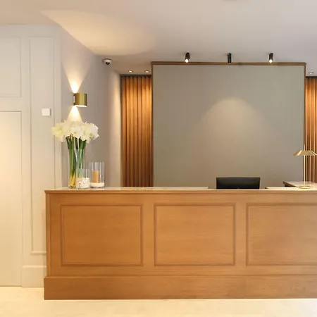 Ciutat De Χιρόνα