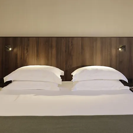 Ciutat De Χιρόνα