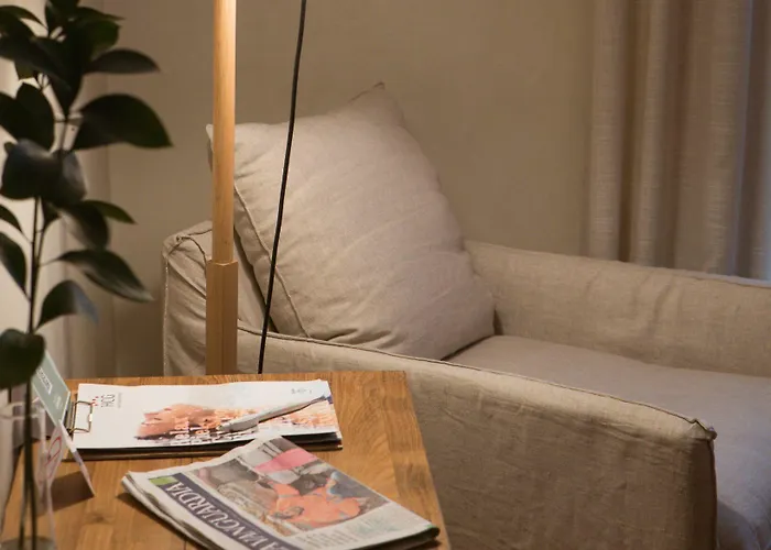 Готель Ciutat De